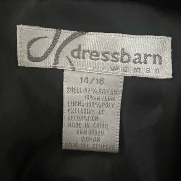 Dress Barn Collection Women's SIZE 14/16 Black Velvet Embellished Jacket - Picture 4 of 4